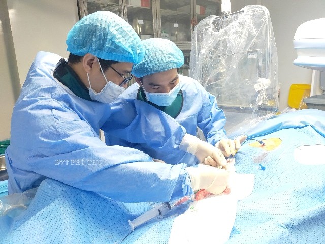 Bị đột quỵ não khi đang làm vườn