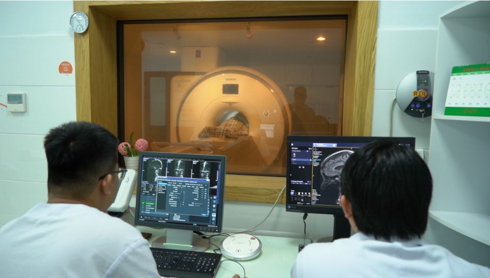 MRI 3 Tesla và MRI thông thường có gì khác nhau?