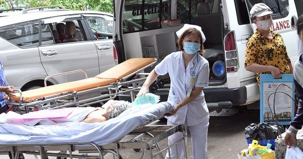 Ngại COVID-19, cụ ông bị đột quỵ lỡ “thời gian vàng” điều trị, não hoại tử nặng
