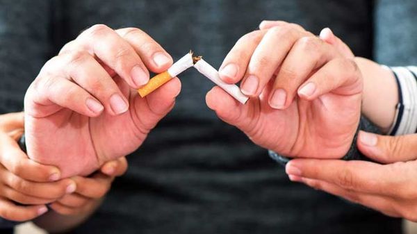 Bỏ thuốc lá, bạn sẽ giảm nguy cơ đột quỵ xuống một nửa