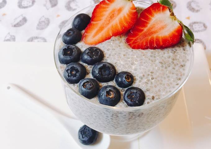 Hạt chia rất tốt cho sức khỏe nhất là cho ngừơi ăn kiêng và bệnh tiểu đường.