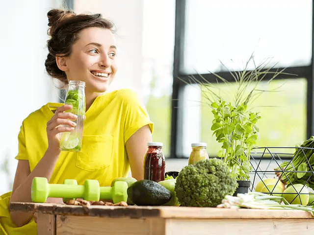 Tuân chế độ ăn uống lành mạnh là cách dễ dàng giúp bạn phòng ngừa đột quỵ .