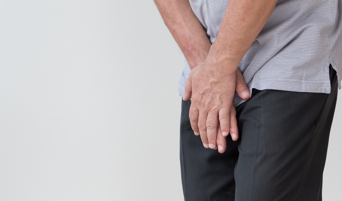 Tiểu đêm nhiều lần gây ảnh hưởng giấc ngủ, làm sao khắc phục để tránh đột quỵ tái phát