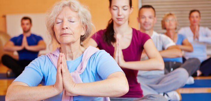 Yoga cải thiện sự cân bằng sau đột quỵ