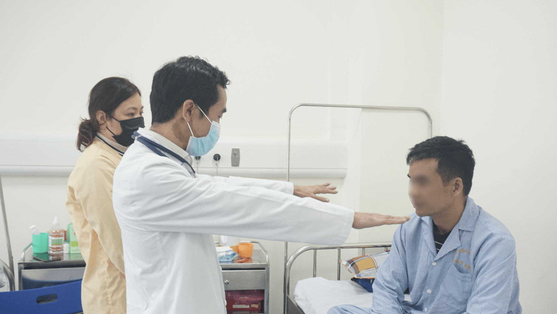 Trời lạnh sâu, số bệnh nhân đột quỵ nặng tăng chóng mặt