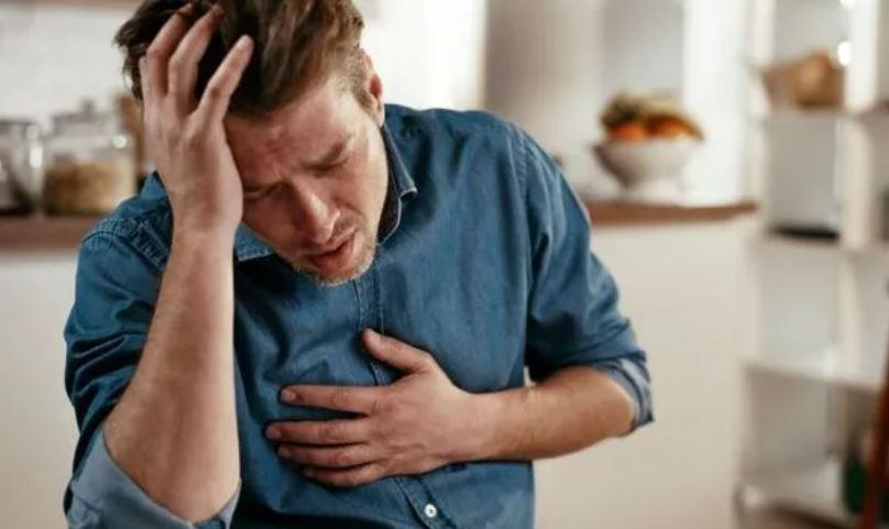 Mắc COVID-19 nhẹ được chứng minh làm tăng nguy cơ đột quỵ lên hơn 50%