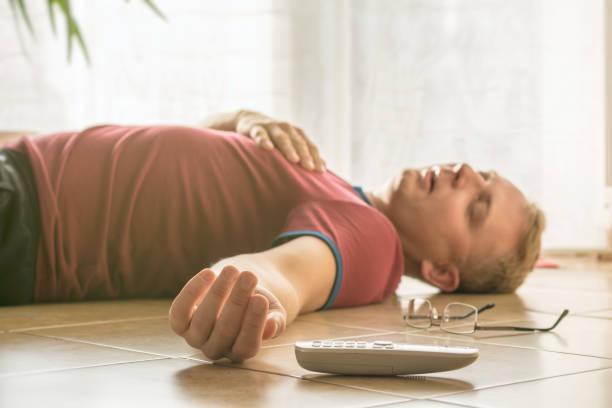 Biết cách sơ cứu đột quỵ đúng đắn để không phải hối hận