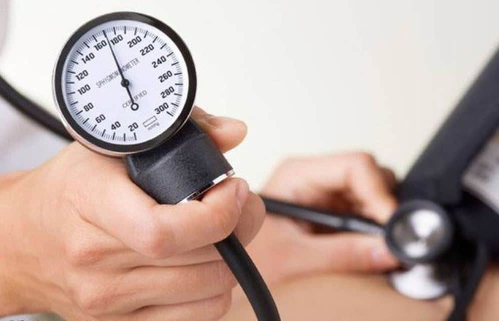 Tăng huyết áp khi trời lạnh dẫn đến đột quỵ