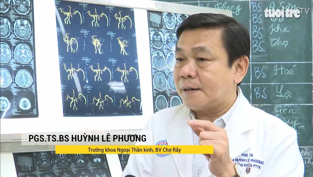 Liên hệ khám PGS.TS.BS Huỳnh Lê Phương – Trưởng khoa Ngoại Thần kinh, Bệnh viện Chợ Rẫy