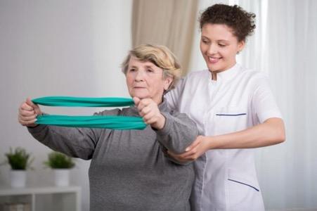 Lấy lại khả năng vận động là điều cần thiết trong quá trình hồi phục sau đột quỵ thùy đỉnh