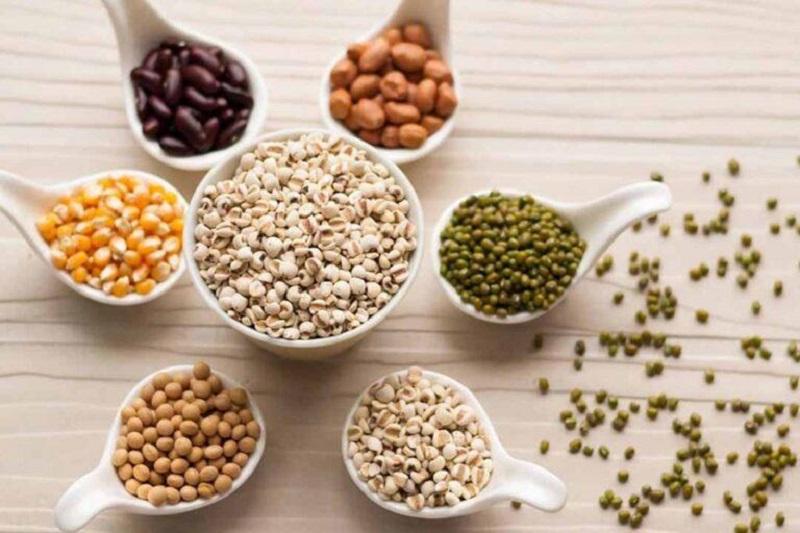 Đậu (đỗ) là thức ăn chứa nhiều chất bổ dưỡng cần thiết cho cơ thể bên cạnh rau củ hay trái cây.