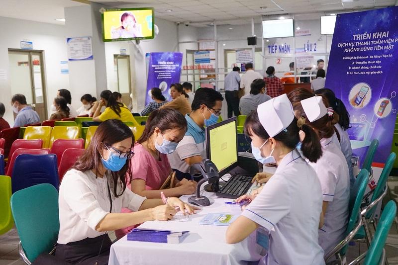 Người bệnh đến khám Đột quỵ tại bệnh viện Nhân dân Gia định không cần thanh toán qua tiền mặt