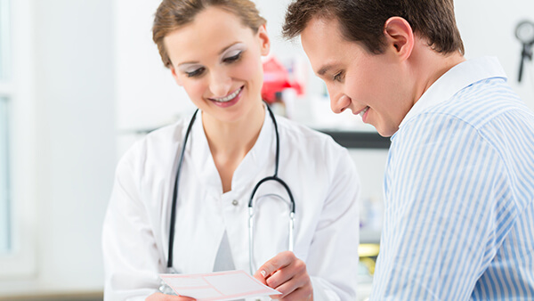 Người thừa cholesterol làm sao phòng ngừa đột quỵ?