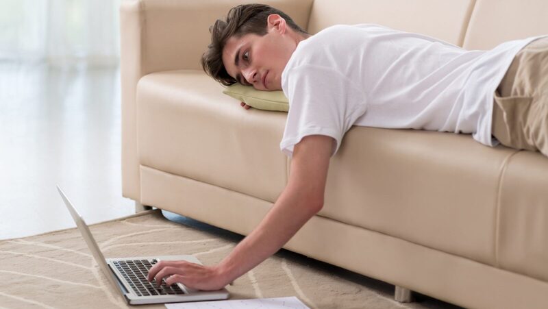 Dấu hiệu cảnh báo và yếu tố nguy cơ gây đột quỵ