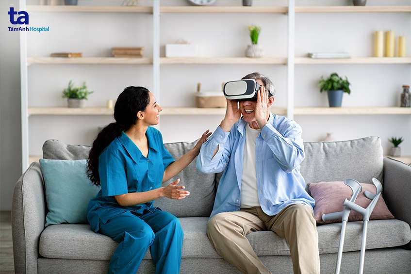 Nên bắt đầu quá trình phục hồi chức năng trong vòng từ 24 – 48 giờ sau khi bị đột quỵ