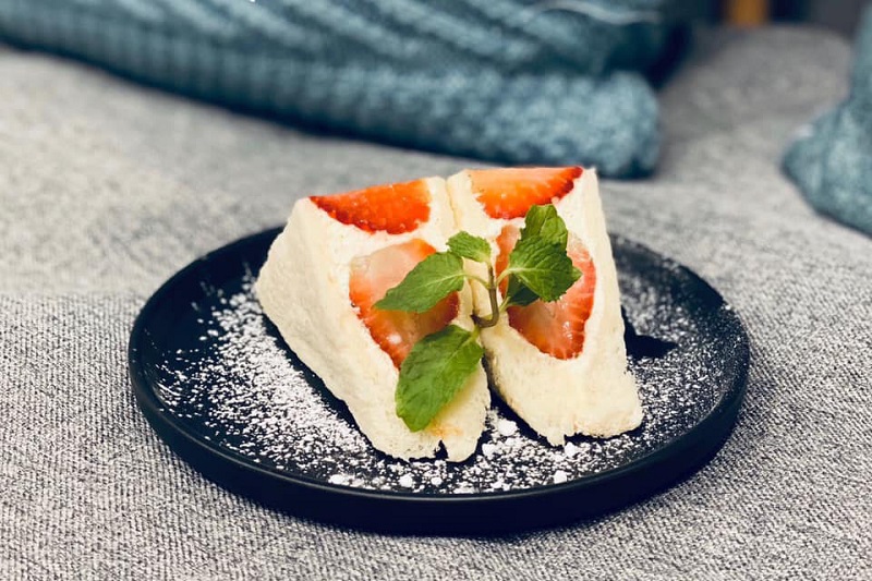 Làm bánh từ trái cây sẽ tăng cảm giác lạ miệng và tránh ngọt.