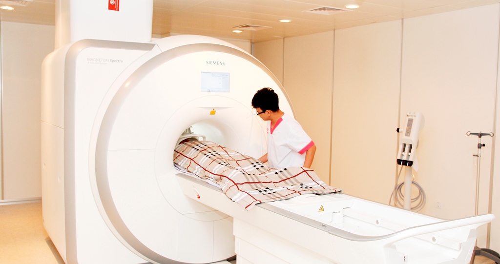 Tầm soát đột quỵ giúp phát hiện yếu tố nguy cơ và điều trị như thế nào?