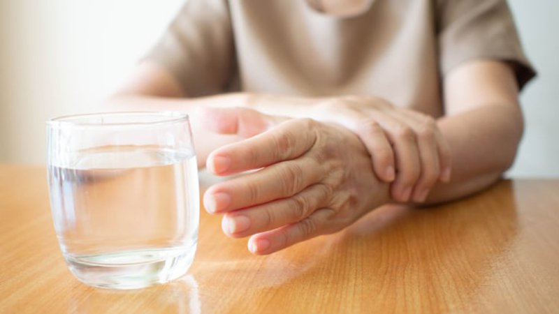 Các cơn nhồi máu pontine có bản chất nhỏ, nhưng chúng có thể tạo ra những ảnh hưởng đáng kể, đặc biệt là khi cả hai bên của pons đều bị ảnh hưởng.