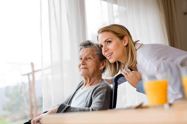 Chăm sóc bệnh nhân đột quỵ có thể bị đau xương khớp không?