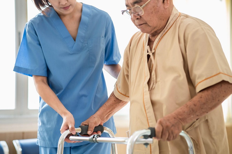 “Thời gian vàng” để tập vật lý trị liệu sau đột quỵ?