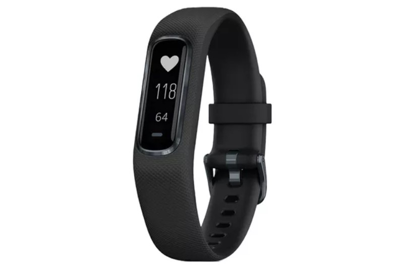 Tốt nhất cho những người có vấn đề về tim: Garmin Vivosmart 4 Fitness Tracker