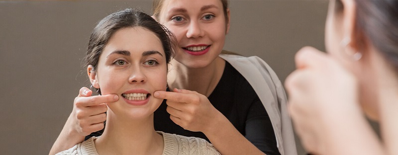 Mỉm cười không chỉ giúp bạn cải thiện giọng nói, còn làm tinh thần bạn thoải mái hơn.