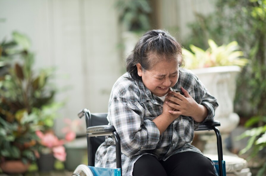 Đột quỵ tim sẽ rất nguy hiểm đến tính mạng, vì vậy khi thấy người bệnh có dấu hiệu cần đưa đi cấp cứu càng sớm càng tốt.