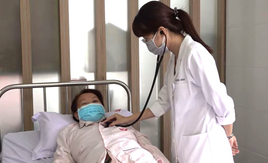 Bệnh nhân u hạch định đầu hàng bệnh tật, mà trời không cho!