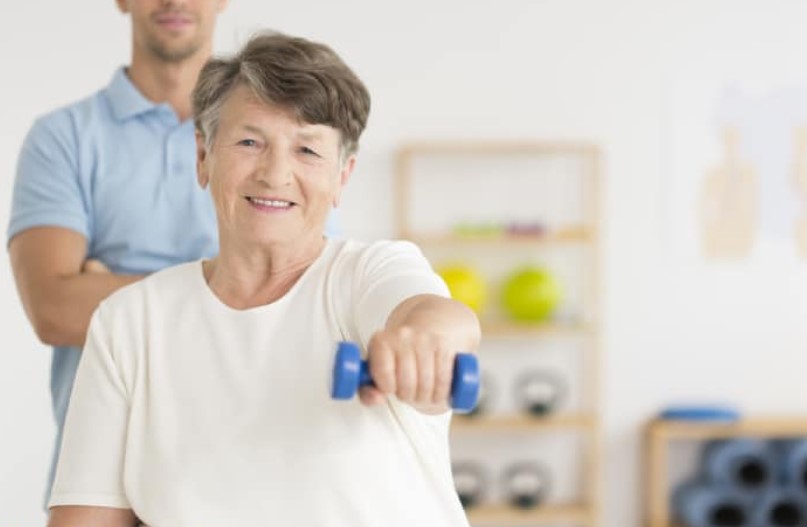 Các biện pháp giúp bạn tự chăm sóc bản thân sau đột quỵ