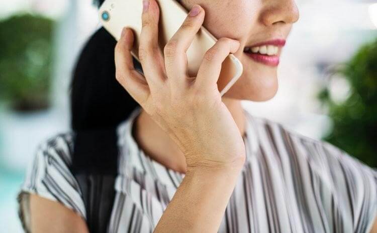 Sự quan tâm, chia sẻ từ người thân sẽ giúp bạn phấn chấn hơn sau cơn đột quỵ