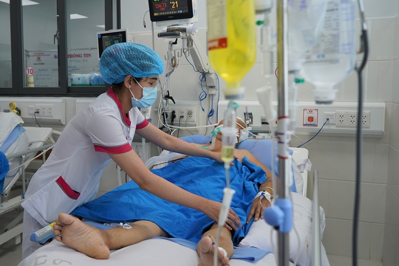 Cảnh báo gia tăng đột quỵ do huyết khối tĩnh mạch não