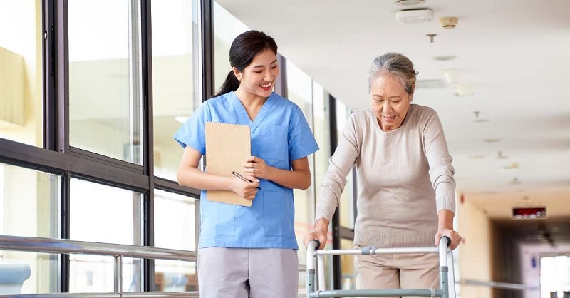 Bạn sẽ cảm thấy tự tin và thoải mái hơn nếu tự mình có thể thực hiện việc đi lại mà không cần sự giúp đỡ.