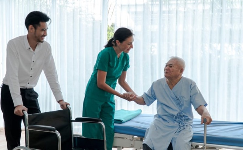 Đột quỵ dù nặng hay nhẹ cũng đều để lại ảnh hưởng trên cơ thể bệnh nhân, nhất là chức năng vận động.