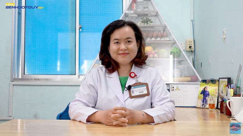 Người bệnh đột quỵ kèm huyết áp cao, nên ăn uống sao?