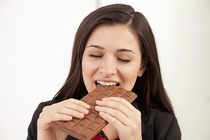 Flavonoids trong sôcôla đen được chứng minh rằng có thể cải thiện dòng máu chảy tới não