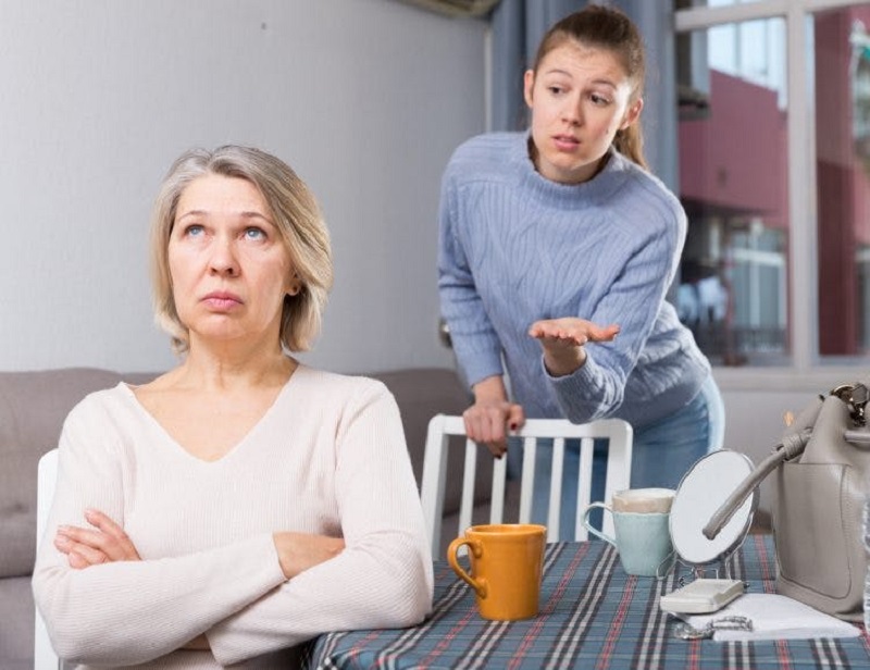 Hành vi trẻ con sau đột quỵ có thể khiến cả người sống sót và người chăm sóc mệt mỏi.