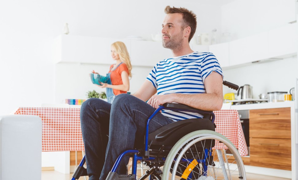 Các vấn đề về thăng bằng sau đột quỵ là kết quả của các tác động khác nhau như liệt nửa người, yếu nửa người và thả chân.