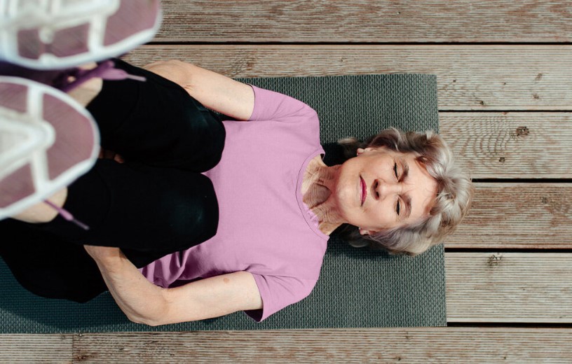 Liệu pháp giảm thị lực có thể tỏ ra hữu ích khi được thực hành dưới sự giám sát của chuyên gia được đào tạo.