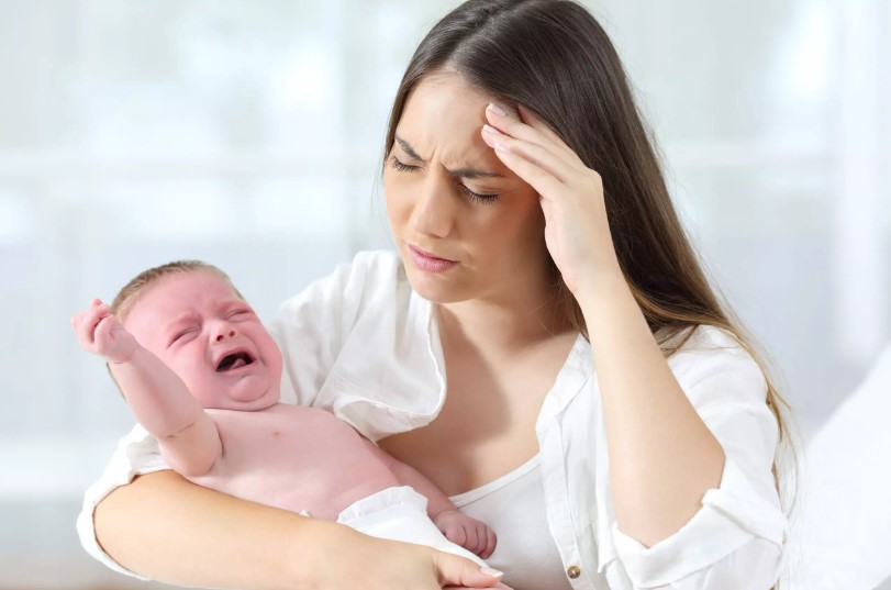 Chứng đau nửa đầu cũng làm tăng nguy cơ trầm cảm sau sinh, xảy ra trong năm đầu tiên sau sinh.
