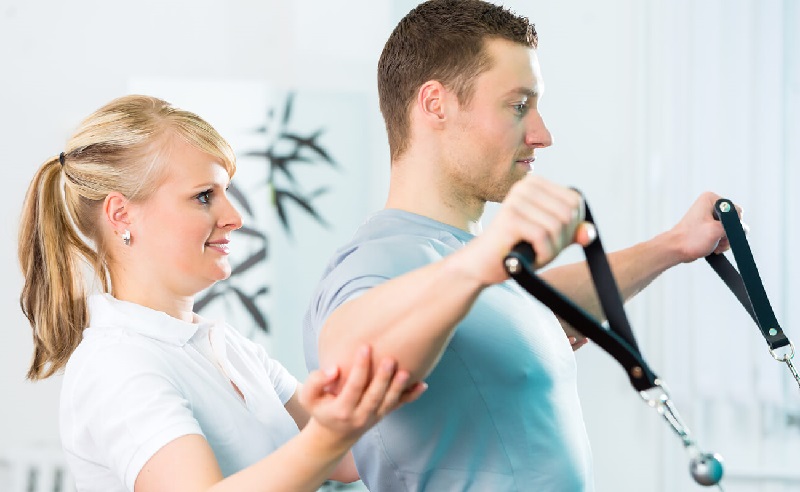 10 hoạt động trị liệu nghề nghiệp giúp phục hồi đột quỵ