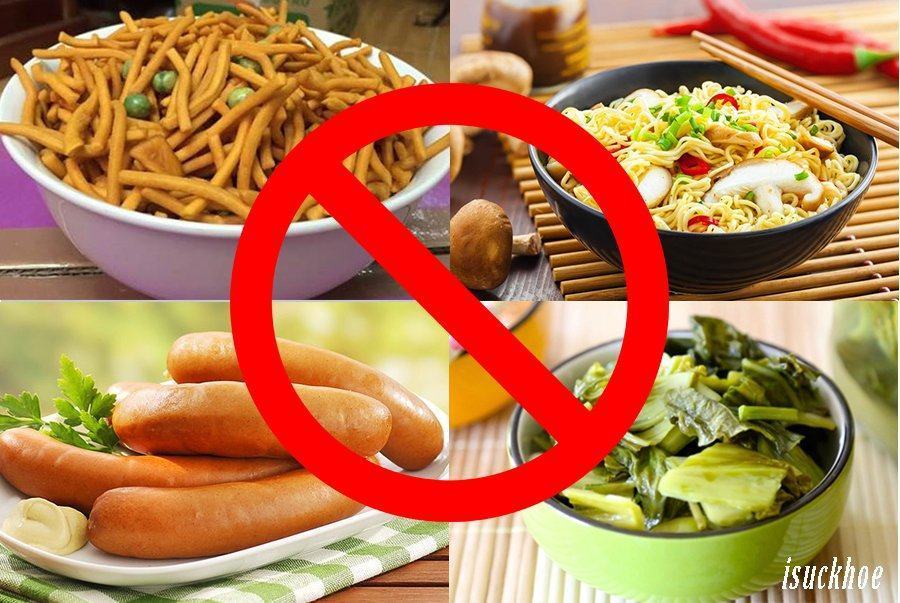 Người có bệnh nền cần tránh thực phẩm nào để không đột quỵ?