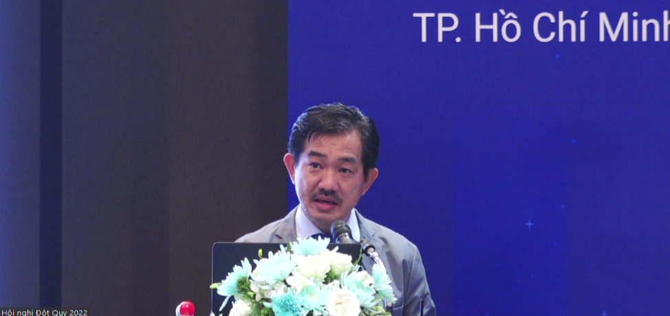 Chủ tọa TTƯT.PGS.TS.BS Nguyễn Huy Thắng - Phó chủ tịch Hội Đột quỵ Việt Nam, Chủ tịch Hội Đột quỵ TPHCM