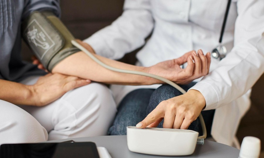 Huyết áp thấp cũng có thể làm tăng nguy cơ đột quỵ não