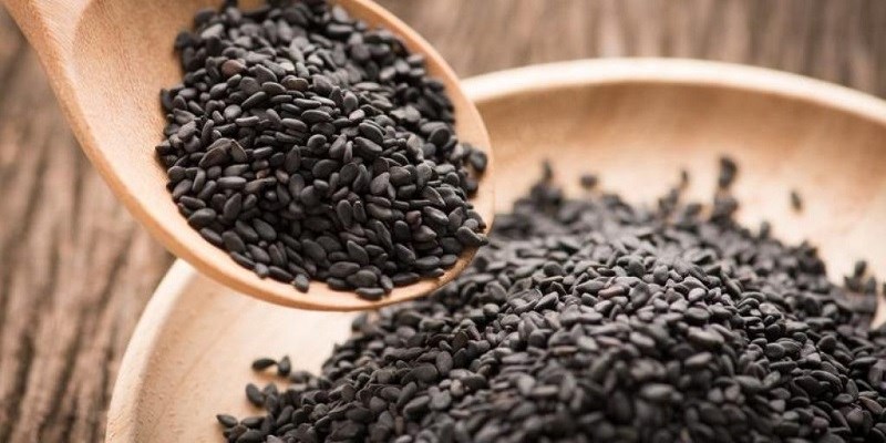 Một số người sử dụng chất bổ sung dầu hạt thì là đen để điều trị một số tình trạng sức khỏe