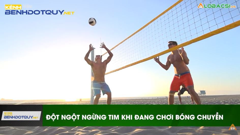 Người đàn ông 56 tuổi đột ngột ngừng tim khi đang chơi bóng chuyền