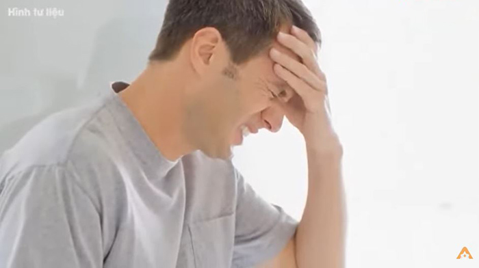 Phát hiện túi phình động mạch não sau khi lên cơn đau đầu dữ dội