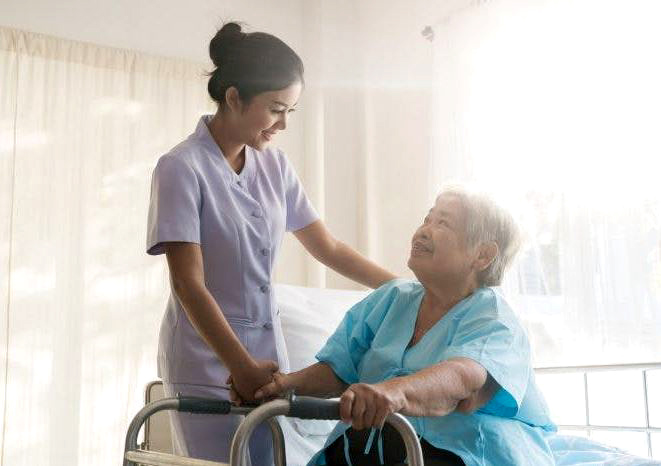 Bệnh nhân đột quỵ lần 2, di chứng nặng, thăm khám thế nào?