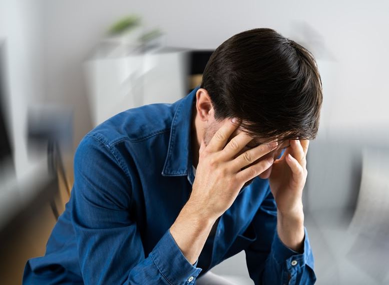 Sau khi can thiệp túi phình bị đau đầu, nên dùng thuốc gì?