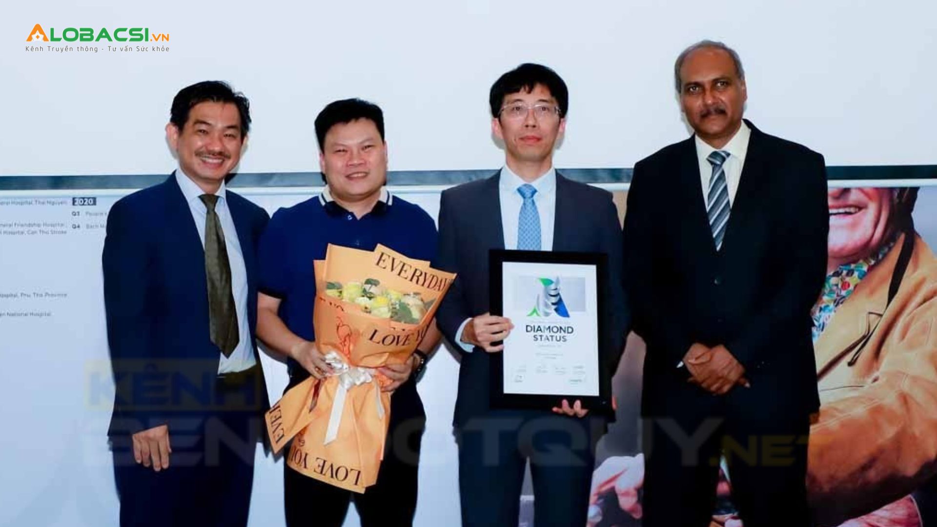 Bệnh viện Bạch Mai 11 quý liên tiếp đạt chuẩn Kim cương về điều trị đột quỵ của Tổ chức Đột quỵ thế giới