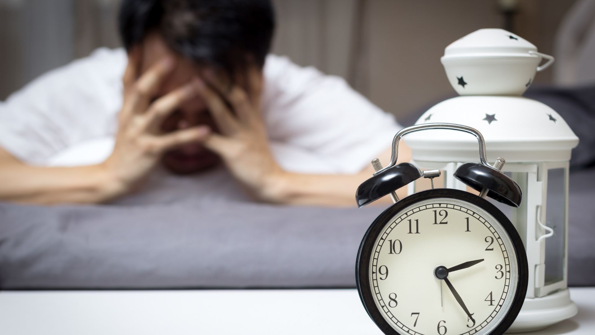 Mất ngủ có gây đột quỵ không? Làm sao để khắc phục?